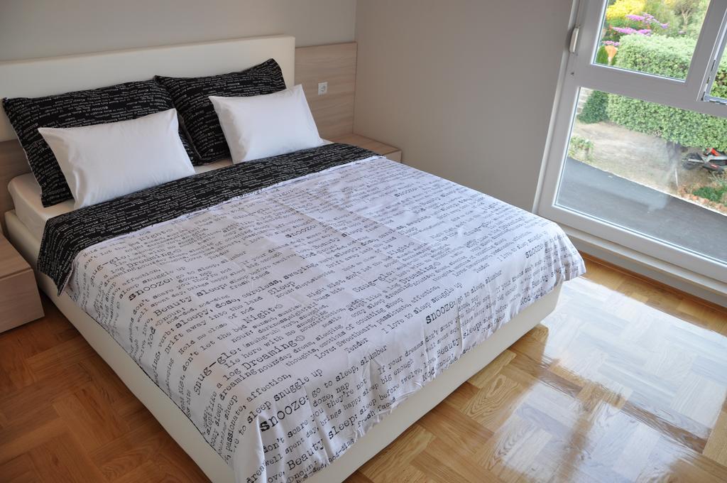 Apartments Prestige Petrčane Extérieur photo