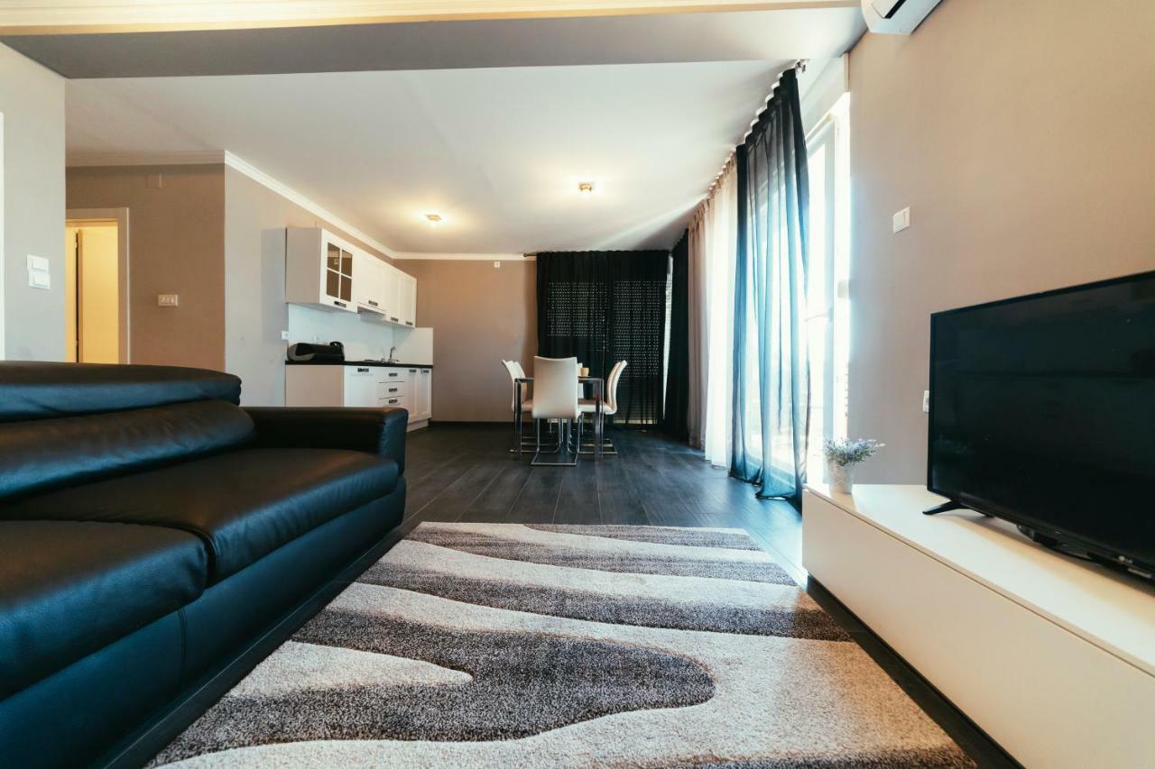 Apartments Prestige Petrčane Extérieur photo