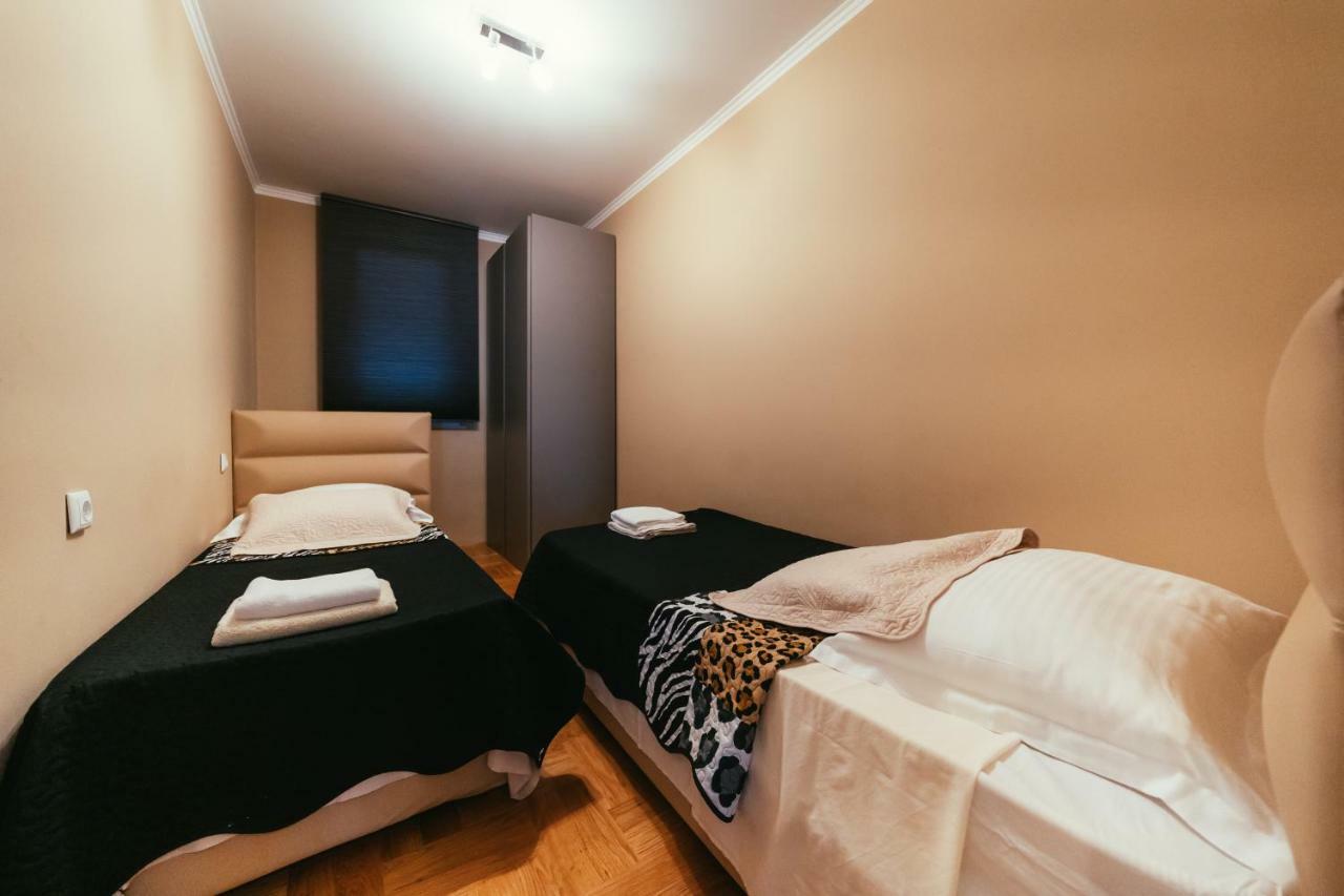 Apartments Prestige Petrčane Extérieur photo